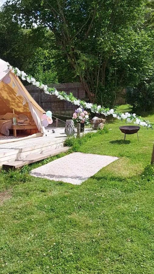 Hopgarden Glamping - Luxury 6M Bell Tent Wadhurst Exterior photo